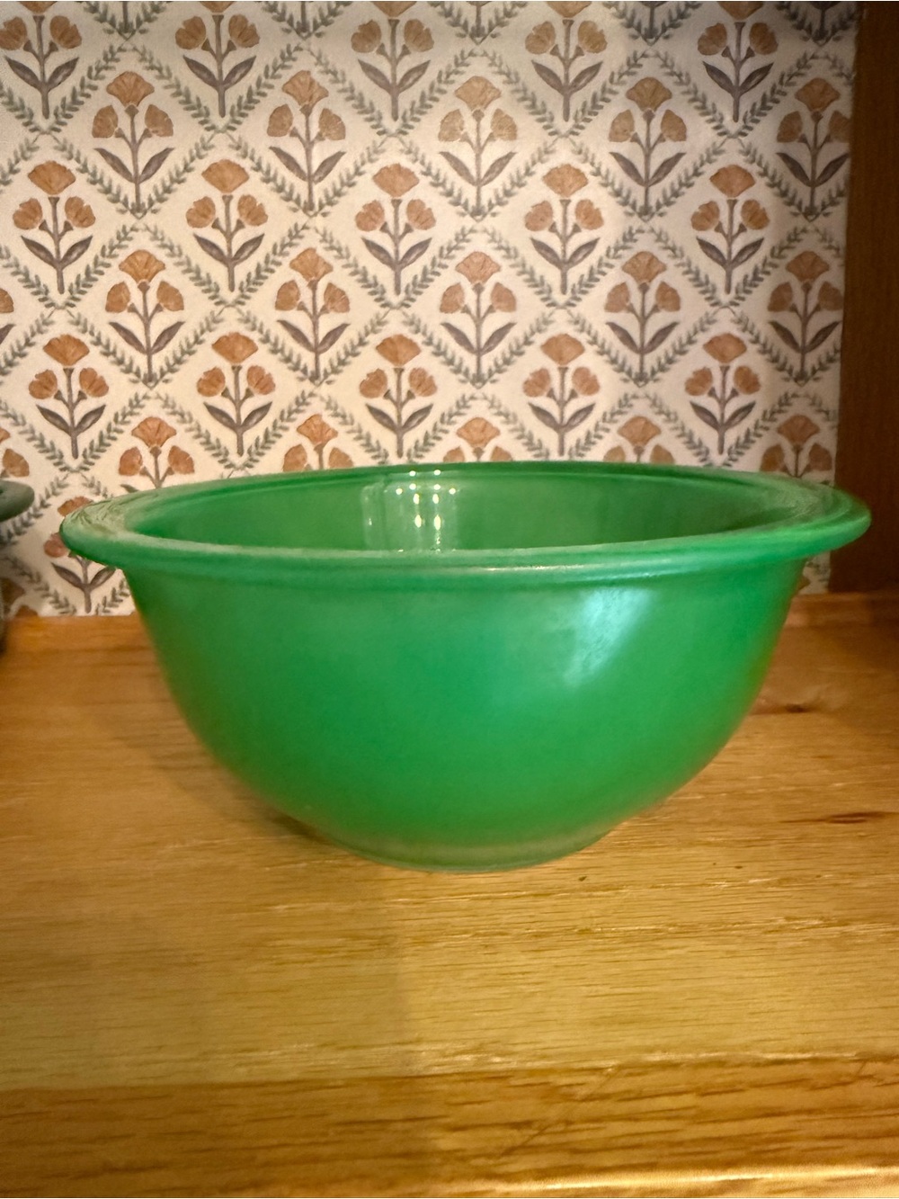 Green vintage Pyrex #322 Mixing Bowl